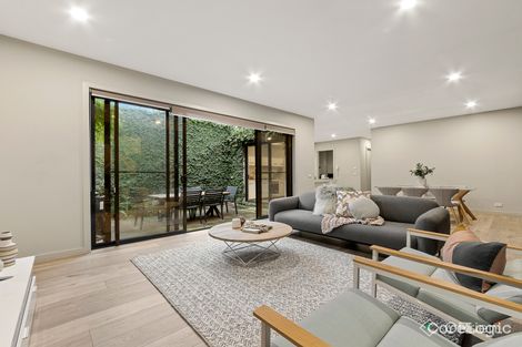 Property photo of 8 Evergreen Circuit Cheltenham VIC 3192