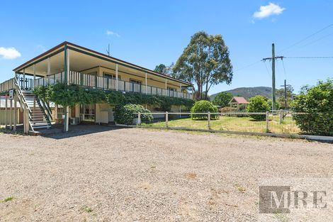 Property photo of 69 Willow Lake Drive Macs Cove VIC 3723