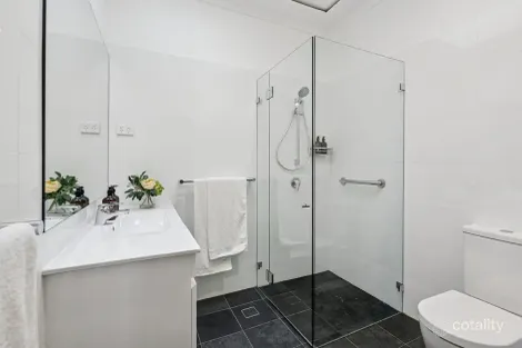 Property photo of 66 Bantry Bay Road Frenchs Forest NSW 2086