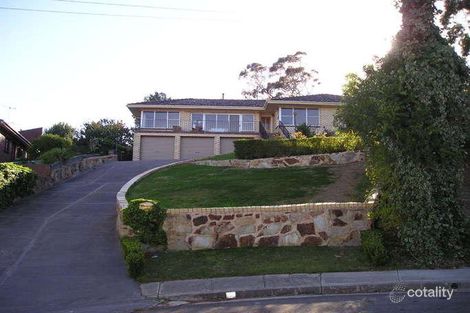 2 Heyes Ct, Rostrevor, SA 5073