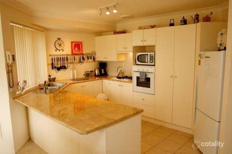 Property photo of 5 Adelong Close Rutherford NSW 2320
