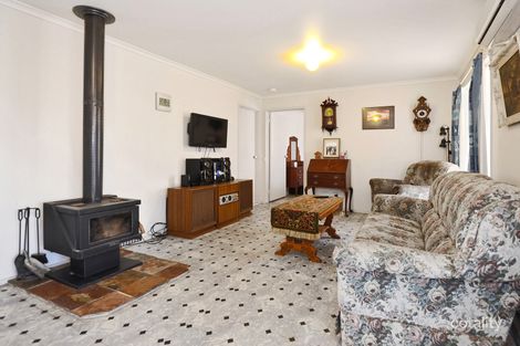 Property photo of 16 Ramon Parade Laanecoorie VIC 3463