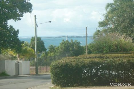 Property photo of 1 Melville Terrace Wynnum QLD 4178