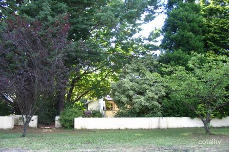 16 Noble St, Bullaburra, NSW 2784