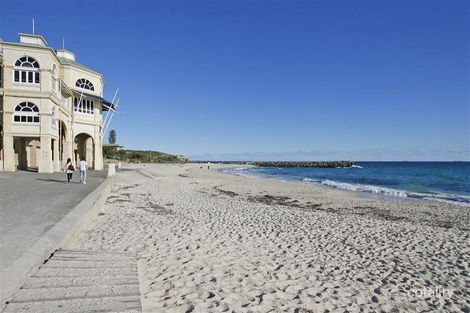 Property photo of 6 Athelstan Road Cottesloe WA 6011
