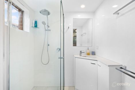 Property photo of 3/12 Bellevue Parade Taringa QLD 4068