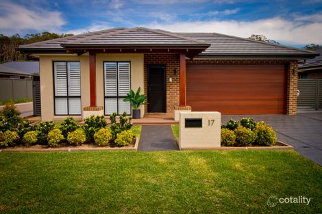 Property photo of 17 Sandcastle Street Fern Bay NSW 2295