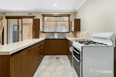 Property photo of 8 Dundas Road Maryborough VIC 3465