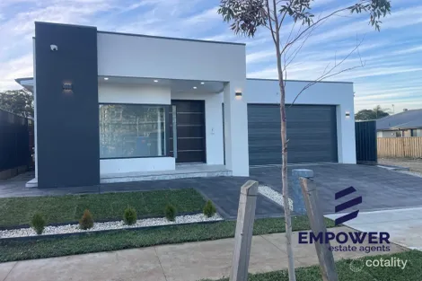 14 Preston St, Claymore, NSW 2559