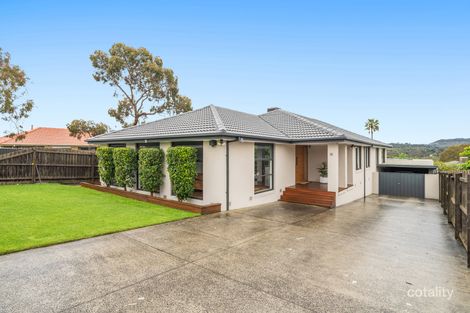 Property photo of 14 Chalcot Drive Endeavour Hills VIC 3802