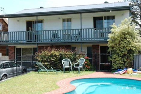 937 The Entrance Rd, Forresters Beach, NSW 2260