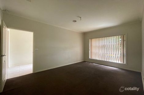 Property photo of 32 Tristania Drive Point Cook VIC 3030