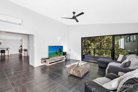 Property photo of 15 Rengbari Place Avoca Beach NSW 2251