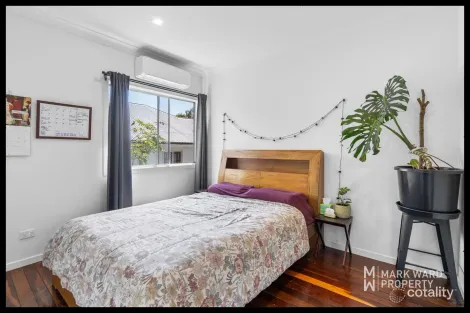 Property photo of 11 Moolabin Crescent Yeerongpilly QLD 4105