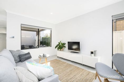 Property photo of 171B Grand Promenade Doubleview WA 6018
