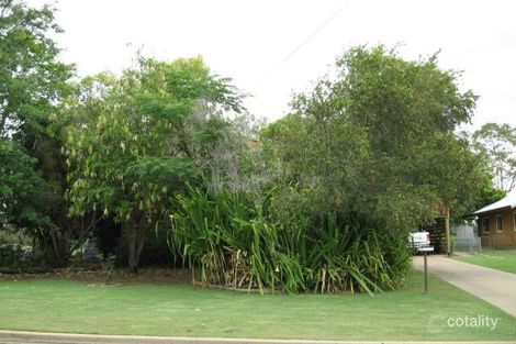 15 Macdonald Cres, Blackwater, QLD 4717