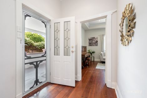 Property photo of 5 The Boulevarde Mount Hawthorn WA 6016