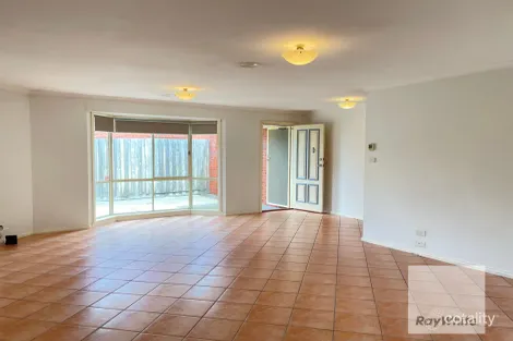 Property photo of 3/18C Purinuan Road Reservoir VIC 3073