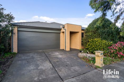 Property photo of 10 Persimmon Way Doreen VIC 3754