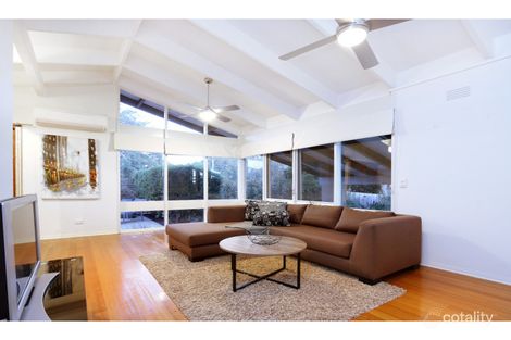 Property photo of 12 Nareen Court Frankston South VIC 3199