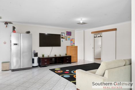Property photo of 27 Brougham Crescent Orelia WA 6167