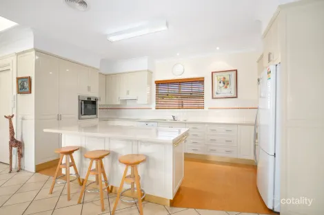 Property photo of 201 Markham Street Armidale NSW 2350