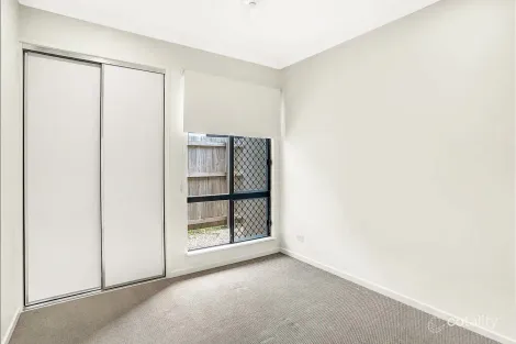 Property photo of 35 Brockman Way Smithfield QLD 4878