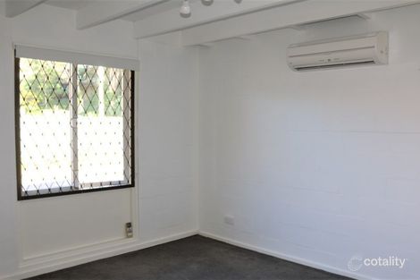 Property photo of 33 Inlet Drive Tweed Heads West NSW 2485