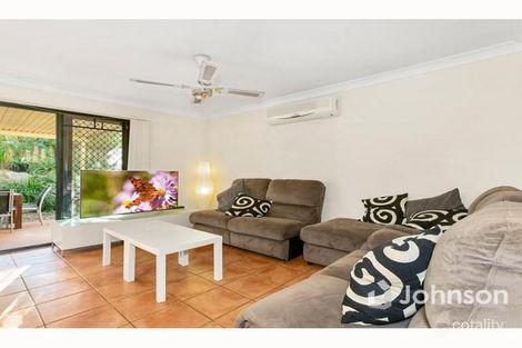 Property photo of 2/18 Delavan Street Wishart QLD 4122