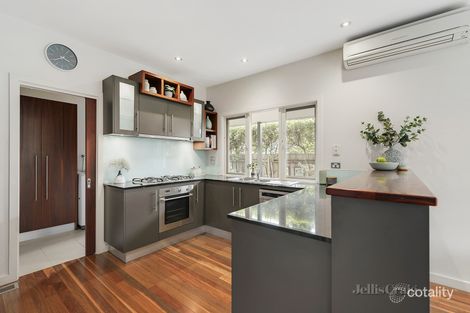 Property photo of 2/39 Henry Street Eltham VIC 3095