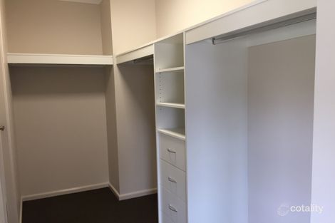 Property photo of 13 Evesham Drive Point Cook VIC 3030