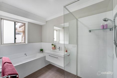 Property photo of 21 Joseph Andrews Crescent Taree NSW 2430