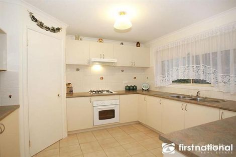 Property photo of 2/1 Oshannessy Street Pakenham VIC 3810