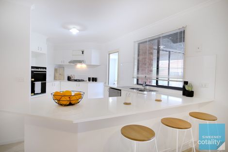 Property photo of 18 Pro Hart Way Caroline Springs VIC 3023