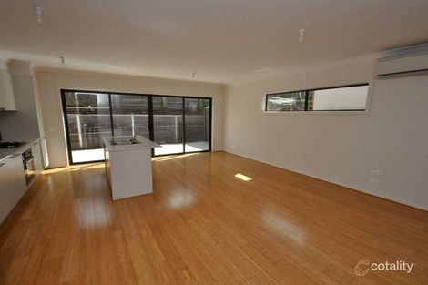 Property photo of 16 Yellow Gum Crescent Mooroolbark VIC 3138