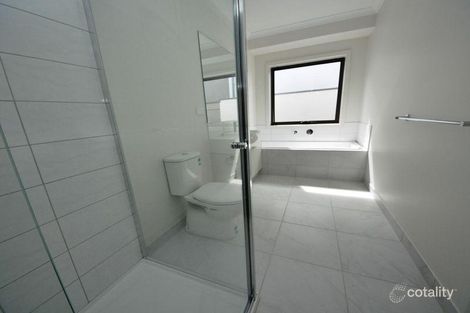 Property photo of 16 Yellow Gum Crescent Mooroolbark VIC 3138