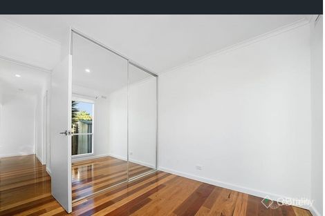 Property photo of 1/15 Golden Avenue Werribee VIC 3030