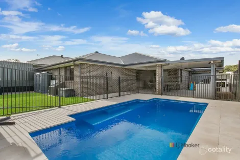 11 Pateman Pl, Wyee, NSW 2259