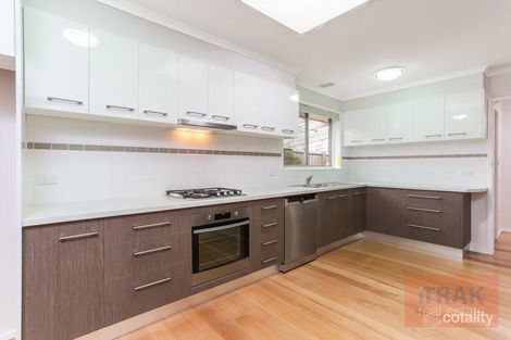 Property photo of 16 Hedwig Drive Mooroolbark VIC 3138