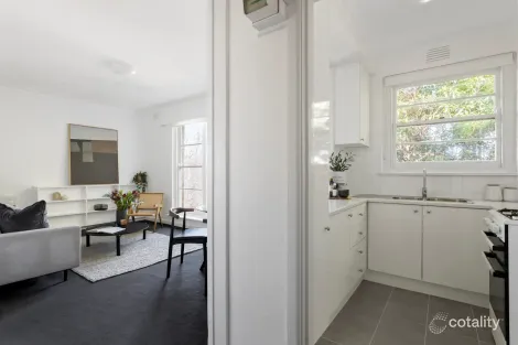 Property photo of 19/91 Ormond Esplanade Elwood VIC 3184