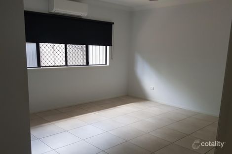 Property photo of 4/8 Kingfisher Court Rocky Point QLD 4874