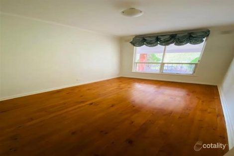 10 Glamorgan Dr, Redwood Park, SA 5097