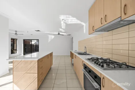 Property photo of 13 Starlight Gardens Epping VIC 3076