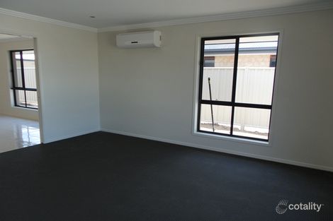 Property photo of 42 Wright Street Emerald QLD 4720