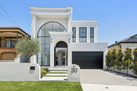 30 Mimosa Rd, Greenacre, NSW 2190