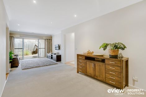 Property photo of 11 Emerald Rise Skye VIC 3977