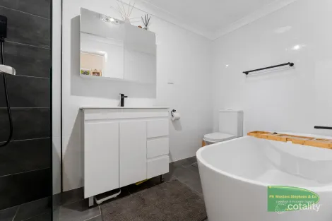 Property photo of 4 Napier Street Blayney NSW 2799