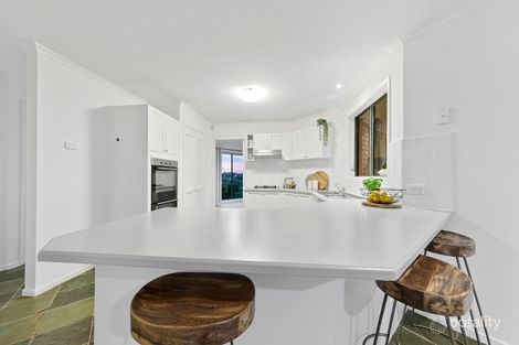 Property photo of 17 Gull Way Narre Warren South VIC 3805