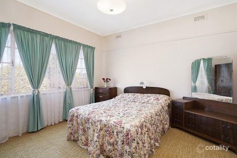 Property photo of 23 Halsey Street Box Hill South VIC 3128