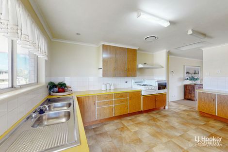 Property photo of 16 Sunderland Street Macgregor QLD 4109